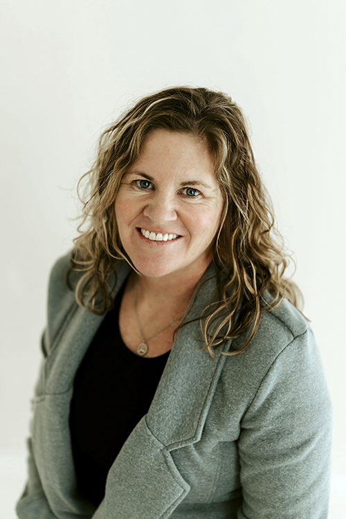 Nikki Vogt MAXWELL LEADERSHIP Certified SPEAKER, COACH & Trainer